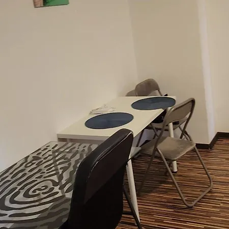 Cochet Cozy Gara De Nord Metrou *