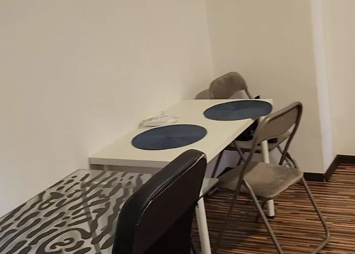 Cochet Cozy Gara De Nord Metrou *