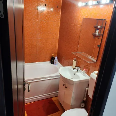 Cochet Cozy Gara De Nord Metrou 부쿠레슈티